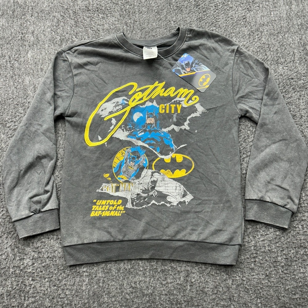 Bathman Boys Gotham Mineral Washed Embroidery Graphic Pullover Size L 10/12‎